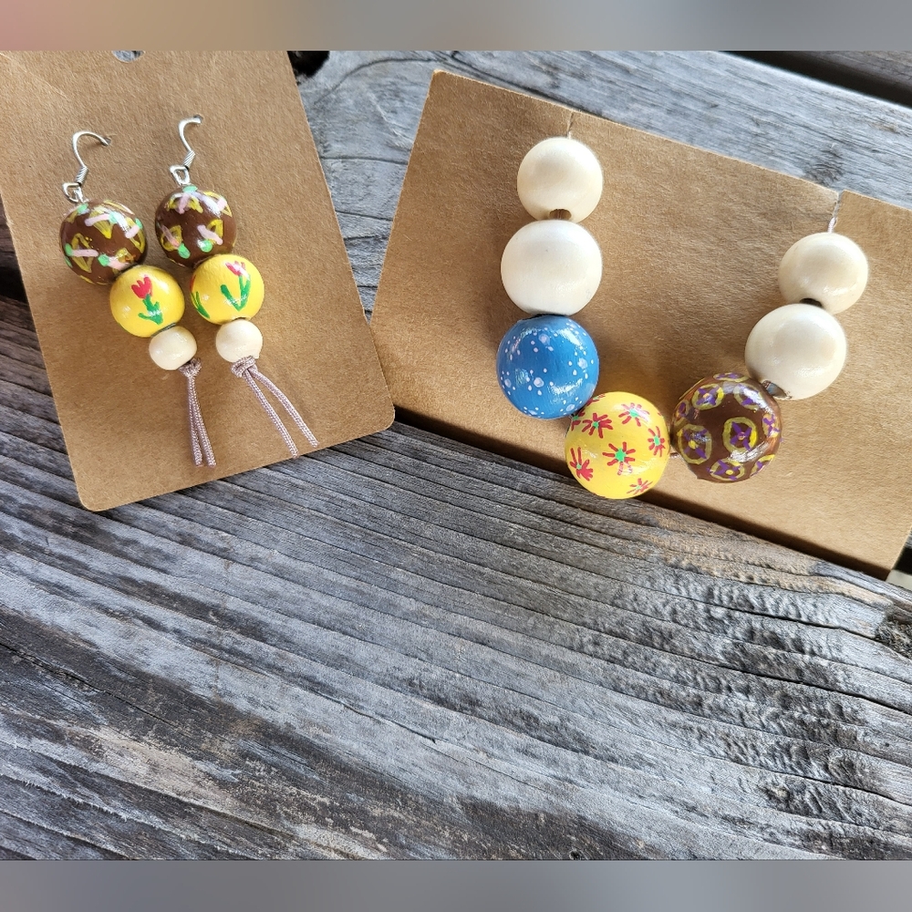 New Handmade Necklace and Earrings Set